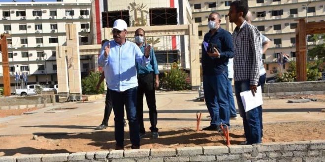 محافظ أسوان