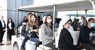 وزيرة التخطيط تزور معرض صنع في مصر المقام بمتحف القوات الجوية 