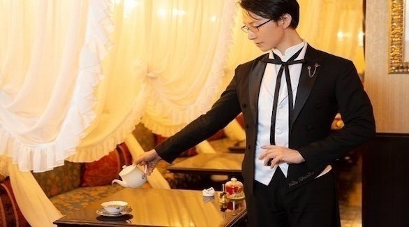 المقاهي اليابانية تعامل زبوناتها كأميرات .. للهروب من قيود النظام الأبوي1