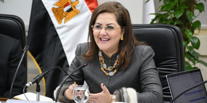 وزيرة التخطيط تعلن ارتفاع مؤشر مديري المشتريات لأعلي مستوي منذ 2014