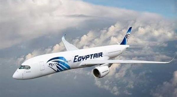 مصر للطيران تطالب المسافرين إلى بريطانيا وأمريكا شهادة باجراء تحليل PCR