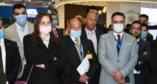 هالة السعيد وزيرة التخطيط تفتتح جناح الوزارة في معرض القاهرة الدولي للاتصالات 1