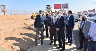 وزير الطيران يتفقد تركيب كاميرات رادارية ووسائل أمنية على أسوار المطار