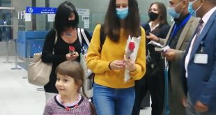 وصول أولى رحلات خط مصر للطيران الجديد بين بودابست والغردقة بـ 112 سائحاً3