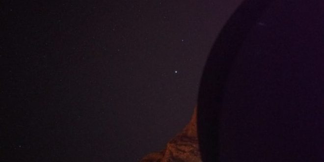 كيف استغلت الإمارات "الانهيار النيزكي" فى الترويج للسياحة؟