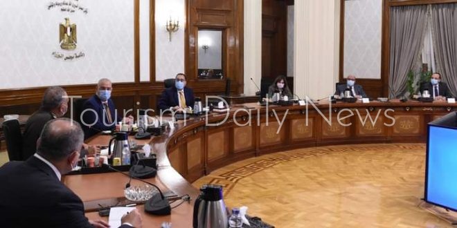 رئيس الوزراء يوجه بسرعة بدء تنفيذ أعمال تطوير القاهرة التاريخية