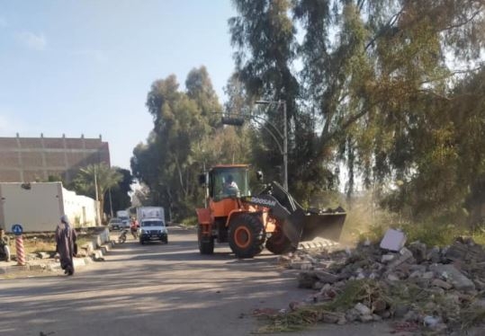 البياضية تتأهب لعودة السياحة بتوسعة الطرق ورفع المخلفات وتقليم الأشجار1