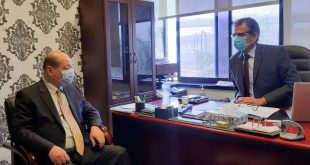 الهجرة والسياحة ينسقان لمتابعة العالقين .. خط ساخن 19654 لتلقي الشكاوى