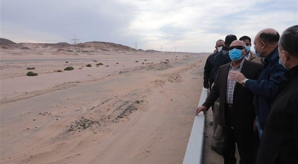الوزير يتفقد إعادة تأهيل خط سكة حديد قنا - سفاجا - أبو طرطور