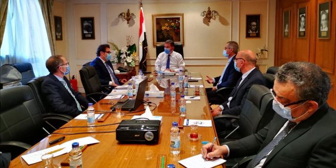 تحالف إيطالي يزور مصر لبحث التعاون في صناعة أتوبيسات تعمل بالغاز الطبيعي