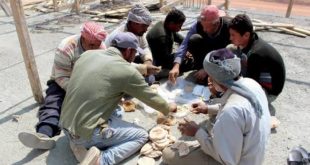 دراسة تكشف تعسف رجال الأعمال ضد العمال وإرغامهم على العمل فى ظروف غير صحية