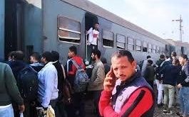 قطار الأقصر – الإسكندرية يخرج عن القضبان فى قنا