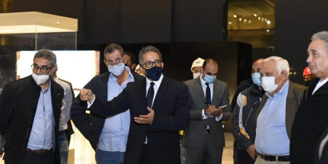 متحف عواصم مصر بالإدارية جاهز لعرض القطع الآثرية ويستقبل سجادتين فارسيتين