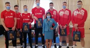 السياحة توزع هدايا تذكارية دعائية لمصر على الفرق المشاركة بكأس العالم لليد