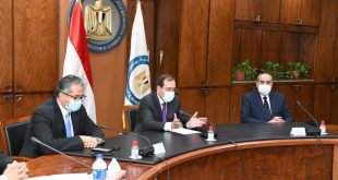 البترول تطلق مبادرة جديدة لدعم السياحة والطيران وتخفض سعر الوقود 15 سنتاً