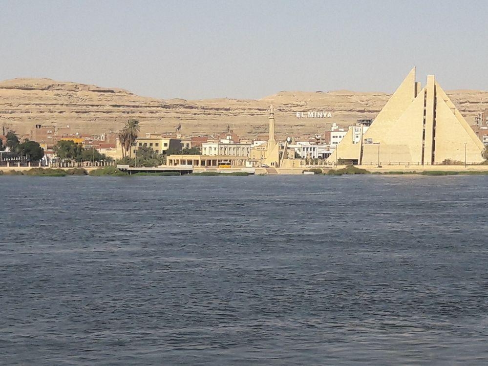 المعهد الهولندي بالقاهرة يطور خدمات منطقة بني حسن الأثرية بالمنيا السياحية2