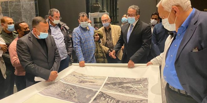 متحف عواصم مصر يستقبل عقد بيع أرض مكتوب بمياه الذهب ومصحف زوجة إسماعيل