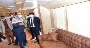 محافظ أسوان يمر على الفنادق للوقوف على تطبيق الإجراءات الاحترازية