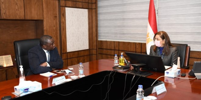 مصر تطلع السنغال عن تجربتها فى التعامل مع كورونا وتحقيق معدل نمو إيجابي