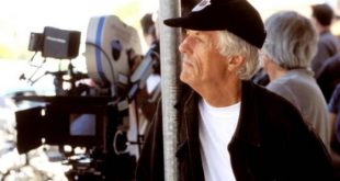 وفاة مايكل أبتيد صاحب سلسلة الأفلام الوثائقية أب ومخرج فيلم جيمس بوند