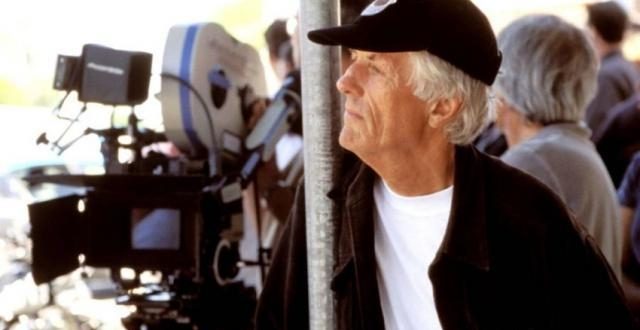 وفاة مايكل أبتيد صاحب سلسلة الأفلام الوثائقية أب ومخرج فيلم جيمس بوند