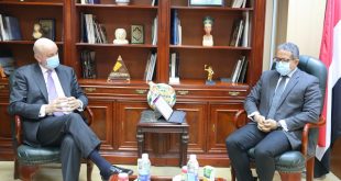 العناني يبحث استئناف الحركة السياحية من دول الاتحاد الأوروبي إلى مصر