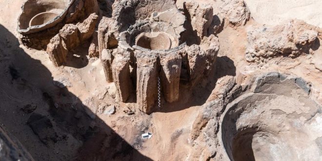 الكشف عن ما يعتقد أنه أقدم مصنع لصناعة الجعة بأبيدوس3