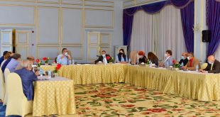 ما هي نتائج زيارة العناني للصعيد وأين المستثمرين وهل اكتفت على رفع الوعى؟