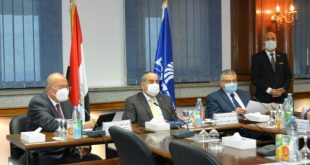 وزير الطيران يترأس اجتماع لجنة السلامة العليا بمصر للطيران في دورتها 10