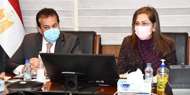 وزيرا التخطيط والتعليم العالى يبحثان إمداد السوق بالقوى العاملة المؤهلة