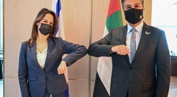 مباحثات السفير الاماراتي ووزيرة السياحة الاسرائيلية تتركز حول زيادة الحركة