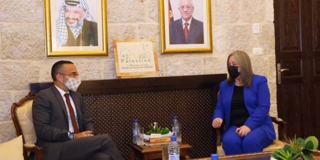 الحفاظ على التراث الفلسطيني محور مباحثات وزيرة السياحة مع القنصل الايطالي