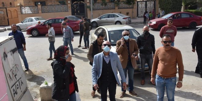 القاهرة الجديدة تشن حملة لضبط المخالفات ورفع الإشغالات بالتجمع الأول