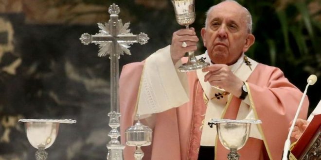 تخفيض رواتب رجال الدين بالفاتيكان بعد إغلاق المقاصد السياحية بسبب كورونا