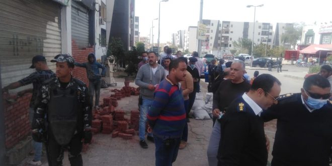 جهاز القاهرة الجديدة يسترد 20 وحدة سكنية بسبب تغيير النشاط بالتجمع الخامس