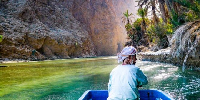 سلطنة عمان تتجه لإغلاق تام جديد وتتخذ اجراءات مشددة لتجنب الأسوأ