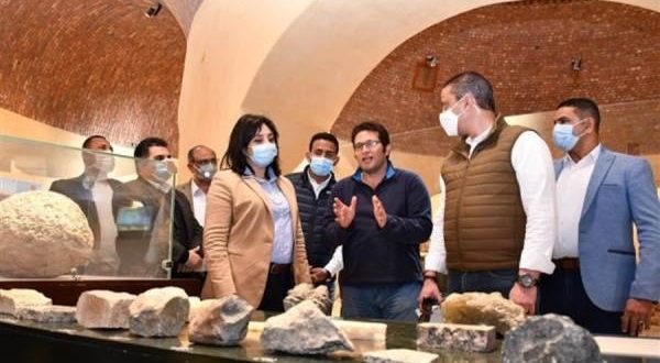 شلبي ترد على مستثمري السياحة بالفيوم .. الترويج بجهود جماعية ومراجعة التدريب