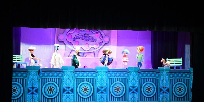 محطة مصر علي مسرح قصر ثقافة قنا بحضور كبير من أسر الشهداء