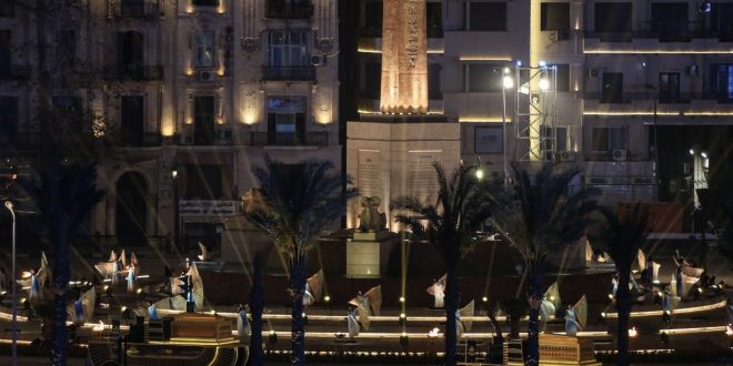 وزير السياحة اليوناني : احتفالية نقل المومياوات تعطي الأمل لعودة الحياة