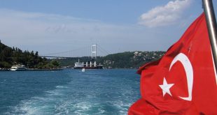 إيرادات السياحة بتركيا تتراجع 40.2% في الربع الأول إلى 2.45 مليار دولار