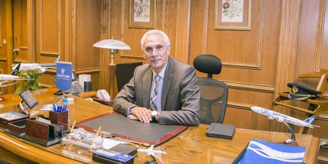الطيار حسن منير مساعداً لرئيس مجلس إدارة الشركة القابضة لمصر للطيران