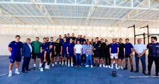 وزير الشباب يزور معسكر منتخب مصر لكرة اليد بمنتجع الباتروس بالغردقة