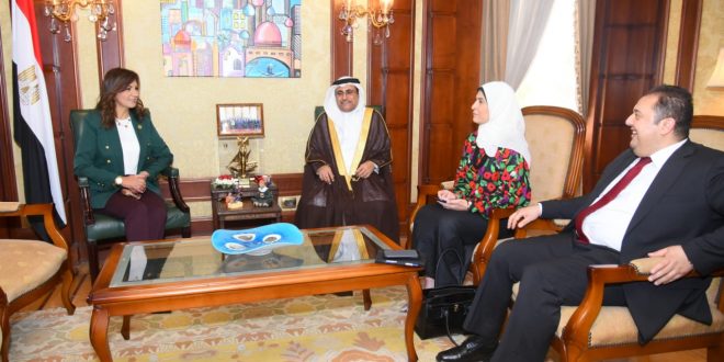 البرلمان العربي يعلن دعمه للمبادرة الرئاسية اتكلم عربي ويعتبرها سلاح عصري