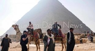 السياحة المصرية رهينة لنجاح حملة التطعيم رغم تزايد مؤشرات عودة الروح