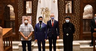 وزير الشباب والرياضة الروسي يزور مجمع الأديان للترويج السياحي لمصر