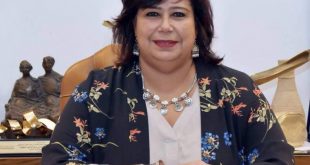 وزيرة الثقافة تطلع على استراتيجية "القومي للترجمة" وتستعرض مشروعات التطوير