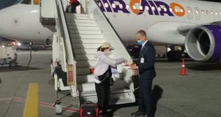 وصول أولي رحلات إير كايرو من فرانكفورت إلي مطار الغردقة
