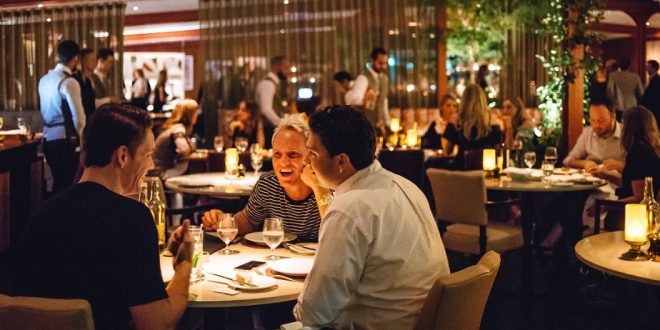 مطاعم وكافيهات الغردقة وشرم الشيخ تطالب بإستثنائها من مواعيد الغلق المبكر