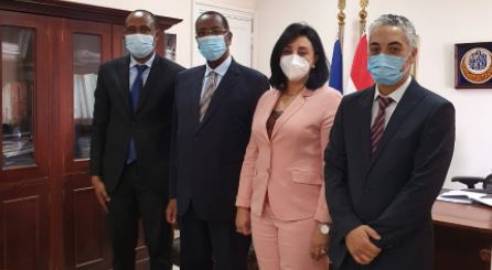 نائب وزير السياحة والآثار لشئون السياحة تجتمع مع سفير دولة رواندا بالقاهرة