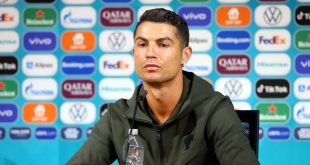كوكاكولا تخسر مليارات الدولارات بعد تصرف رونالدو خلال مؤتمر صحفي